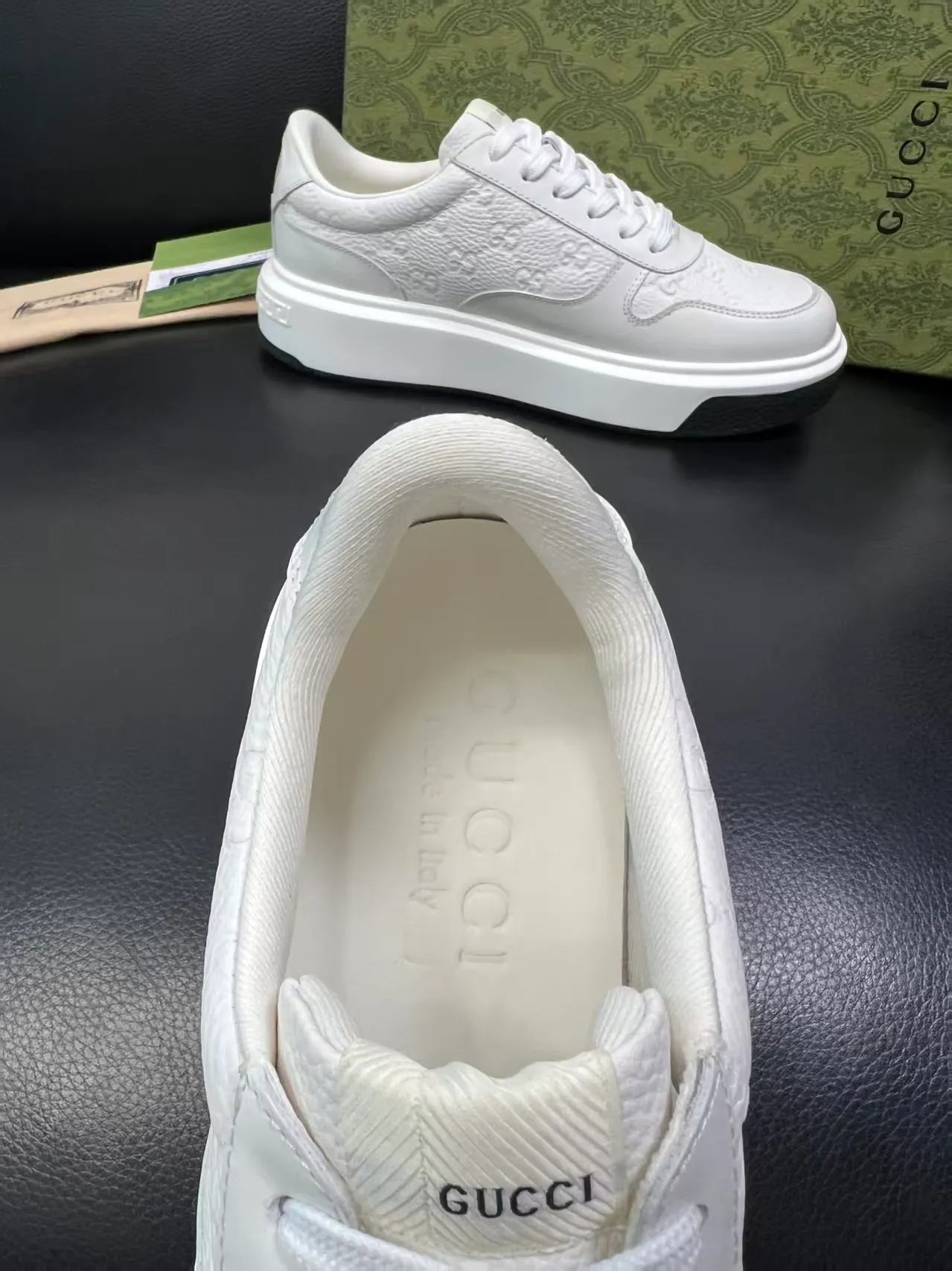 P460 new men's shoes GUCCI [Lightning] latest shoes are shipped. Original quality, fashionable, made of special materials, sheepskin lining, brand new packaging. The foot feels super comfortable and the workmanship is impeccable. Size: Male 38-45.